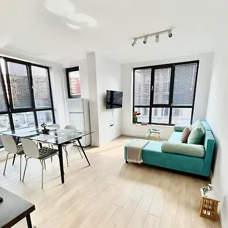 Smart Mir Apartman Várna